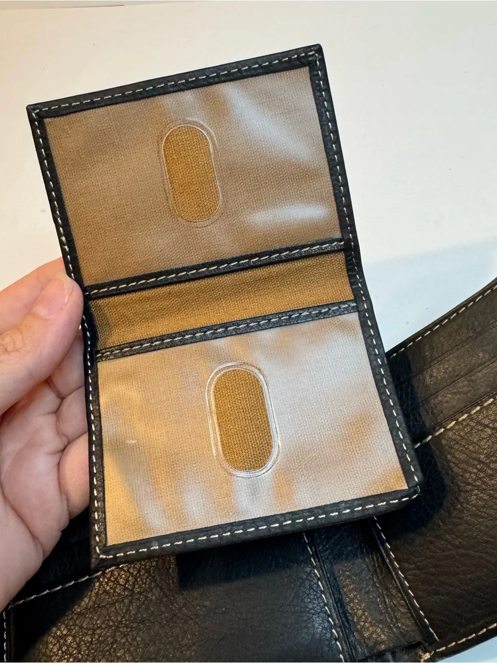 Men’s Carhartt leather wallet